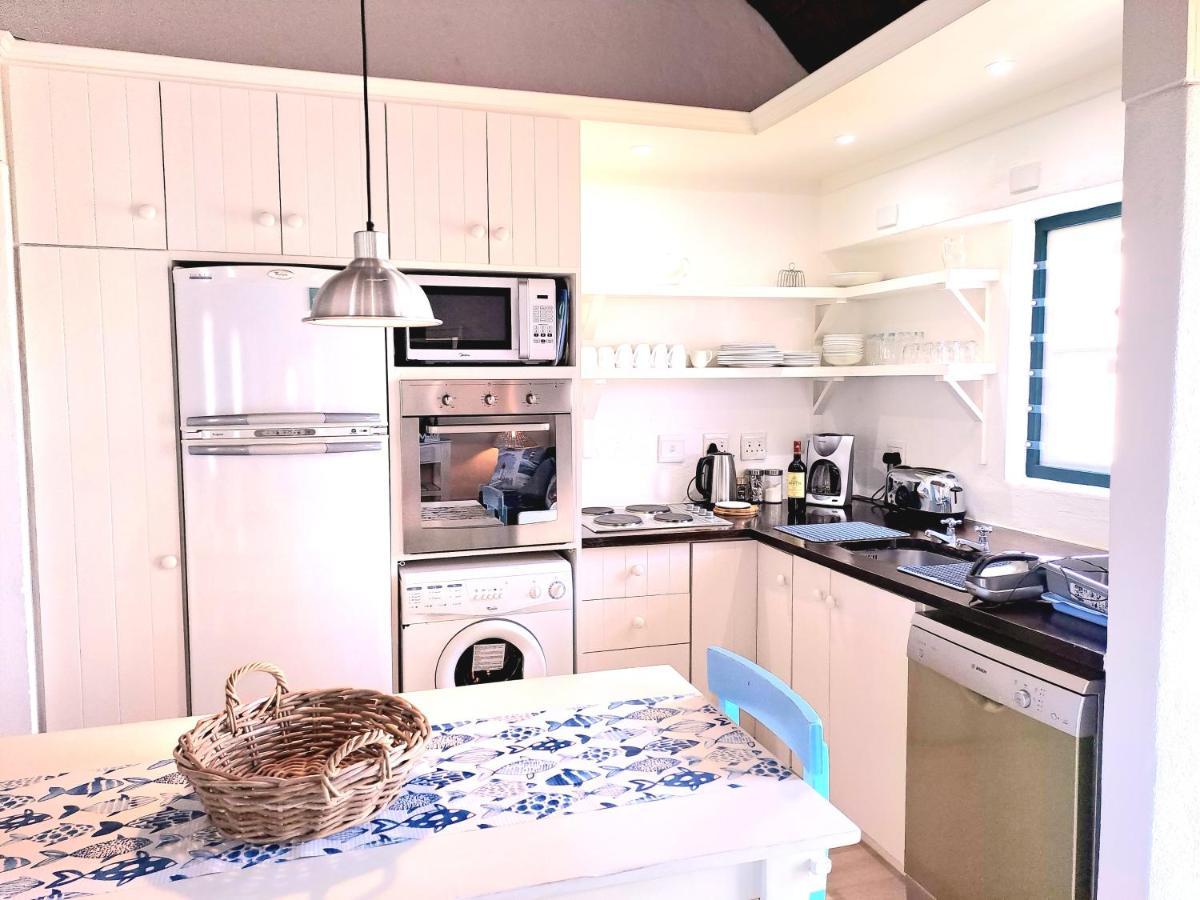 Zandtorini Seaside Cottage ستروزباي المظهر الخارجي الصورة